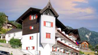Aussenansicht des Hotel Oberland