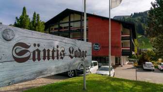 Unterwasser_SäntisLodge_Aussenansicht