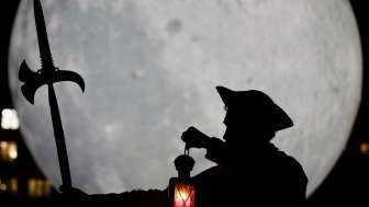 Nachtwächter © Martin Harzenmoser