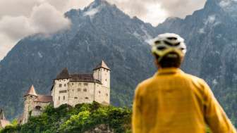 Blick auf Burg Gutenberg in Balzers
