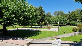 Minigolfanlage Schaan-Vaduz mit gepflegten Bahnen