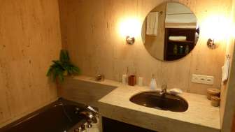 Badezimmer des Penthouses