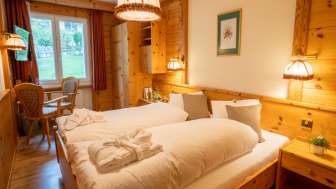 Doppelzimmer Standard 01