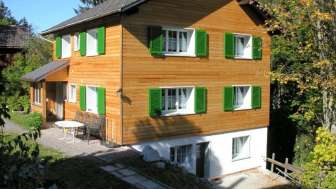 Chalet Good im Frühling
