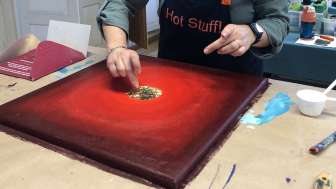 rot und gold malen