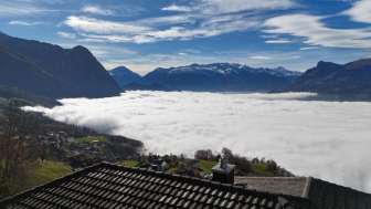 Blick von der Terrasse über das Nebelmeer