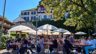 diessenhofen-restaurant-unterhof-rhein-gartenwirtschaft-september