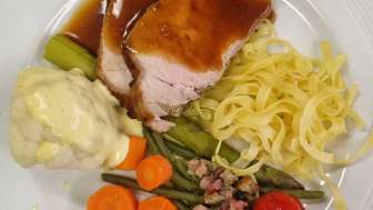 Mit Liebe angerichtet