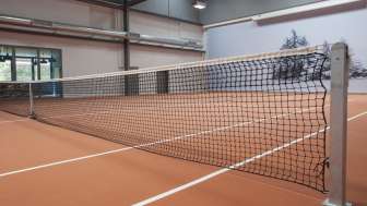 Tennishalle in der alten Spinnerei