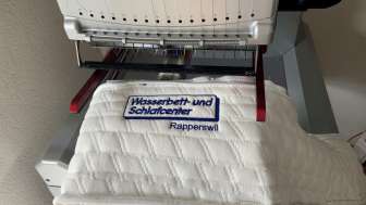 Wasserbett an der Maschine